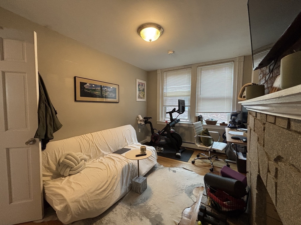 41 Grove Boston Ma, Unit 4 Boston, MA 02114 - Photo 13 of 20