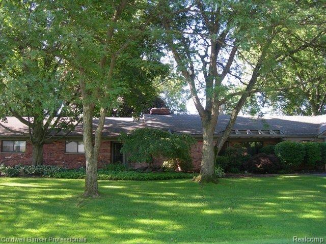 4595 Pickering Road Bloomfield Hills, MI 48301 - Photo 1 of 24 Pickering Exterior Sun