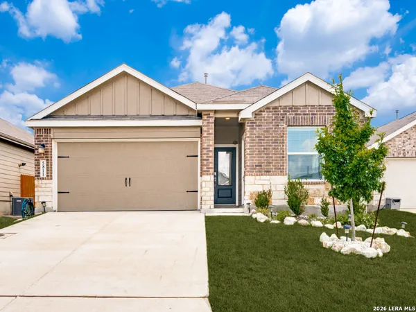 $364,000 | 5811 Dalliance Court, Bulverde, TX 78163