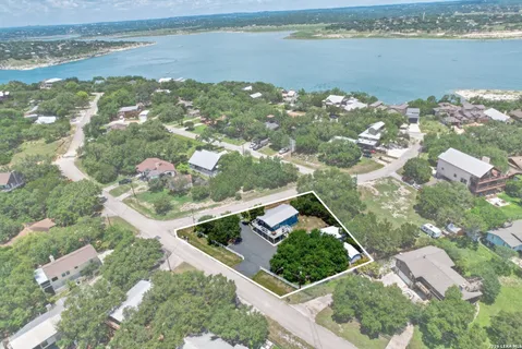 $429,000 | 1215 Stagecoach Drive, Canyon Lake, TX 78133