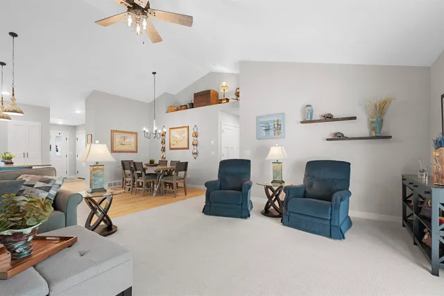 $399,900 | 1855 Southbridge Road, De Pere, WI 54115