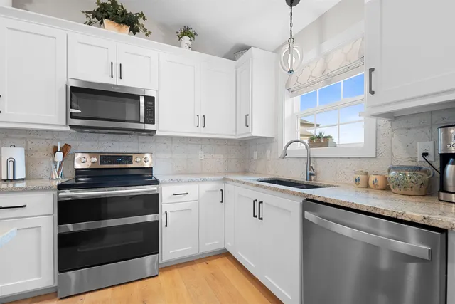 $399,900 | 1855 Southbridge Road, De Pere, WI 54115