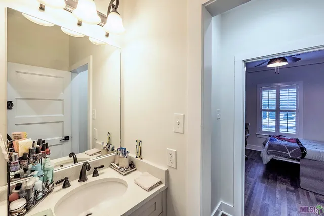 $700,000 | 174 Bayou Lafourche Drive, Thibodaux, LA 70301