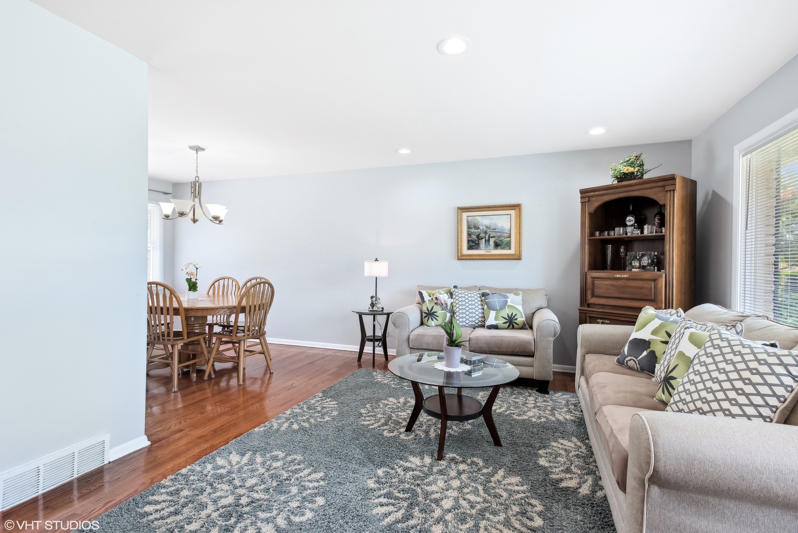 205 Dulles Road Des Plaines, IL 60016 - Photo 6 of 15 Gallery Image 6
