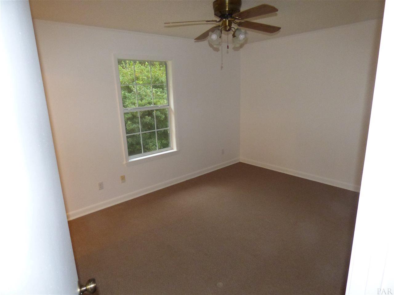 5200 Old Oak Road Milton, FL 32583 - Photo 13 of 32 Gallery Image 13