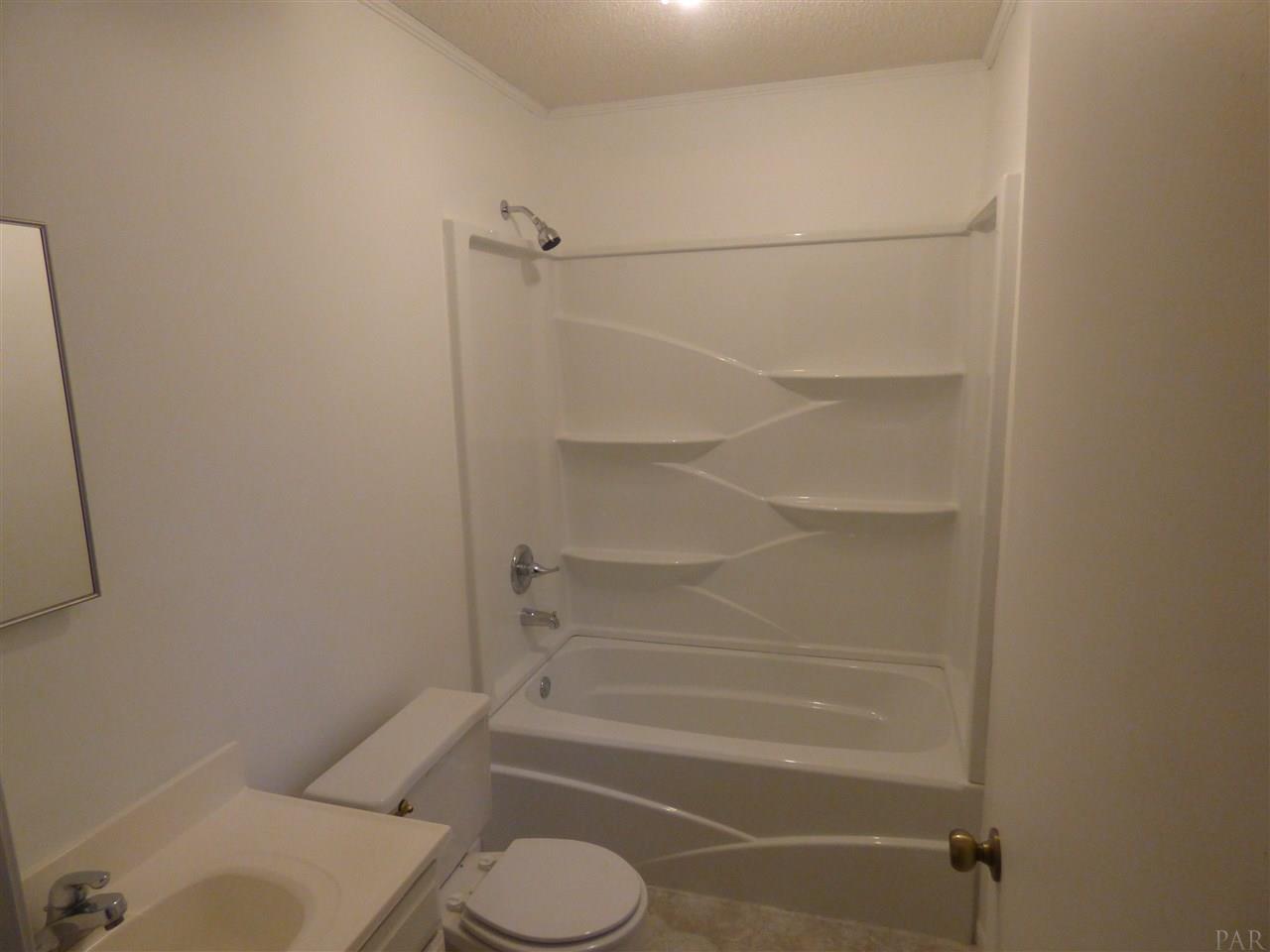 5200 Old Oak Road Milton, FL 32583 - Photo 16 of 32 Gallery Image 16