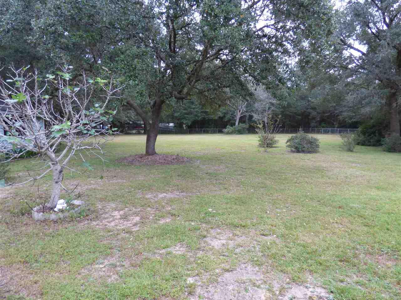 5200 Old Oak Road Milton, FL 32583 - Photo 5 of 32 Gallery Image 5