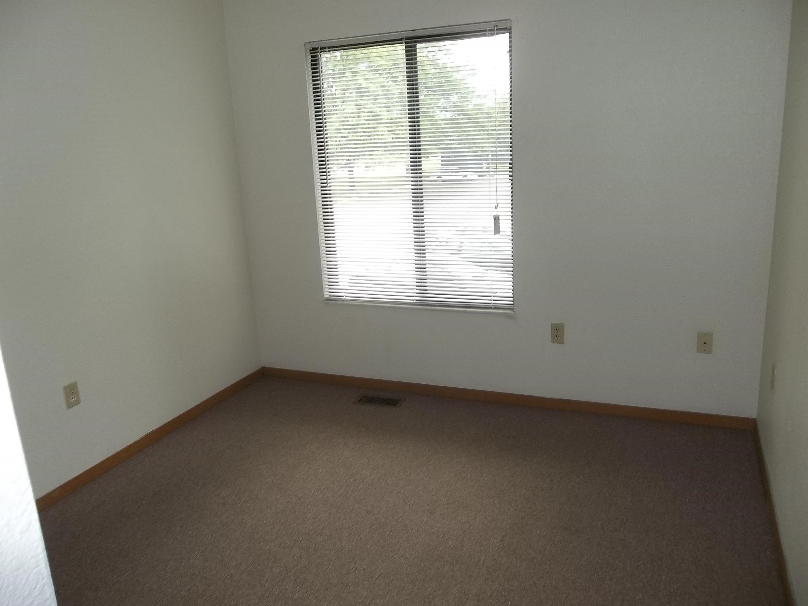 1825 South Crawford Road, Unit A8 Mount Pleasant, MI 48858 - Photo 11 of 13