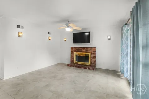 $365,000 | 1345 Lavon Avenue, Savannah, GA 31406