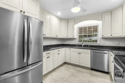 $365,000 | 1345 Lavon Avenue, Savannah, GA 31406