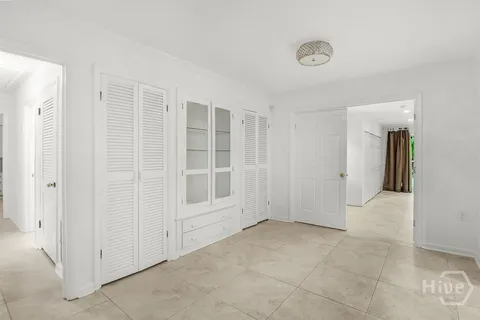 $365,000 | 1345 Lavon Avenue, Savannah, GA 31406