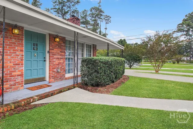 $365,000 | 1345 Lavon Avenue, Savannah, GA 31406