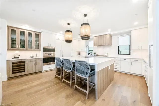 $4,695,000 | 1130 3rd Avenue South, Unit 416, Naples, FL 34102