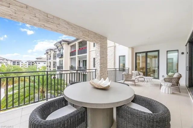 $4,695,000 | 1130 3rd Avenue South, Unit 416, Naples, FL 34102