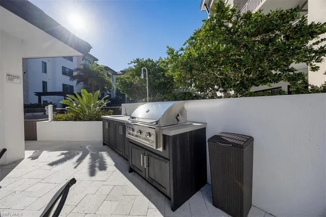 $4,695,000 | 1130 3rd Avenue South, Unit 416, Naples, FL 34102