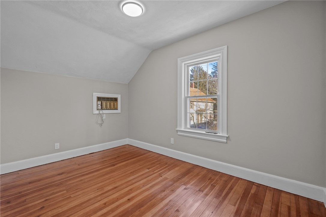 55 Walnut Street Johnston, RI 02919 - Photo 21 of 48