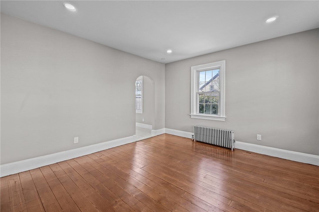 55 Walnut Street Johnston, RI 02919 - Photo 32 of 48