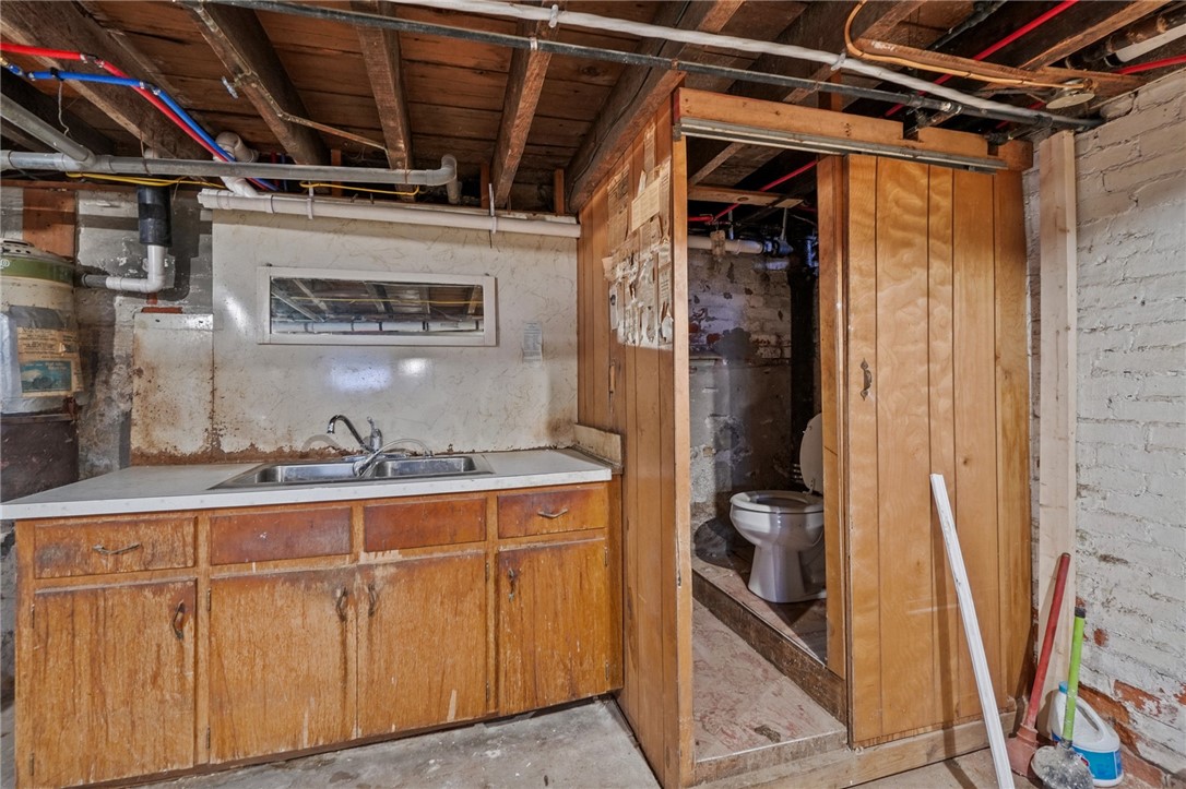 55 Walnut Street Johnston, RI 02919 - Photo 41 of 48