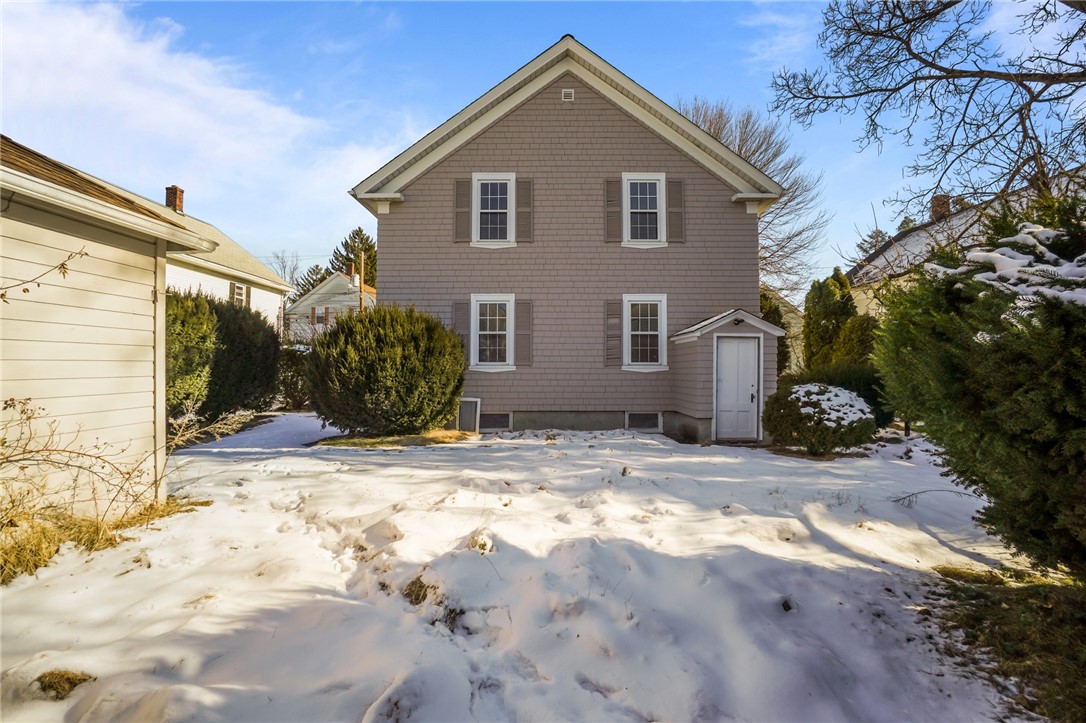 55 Walnut Street Johnston, RI 02919 - Photo 6 of 48