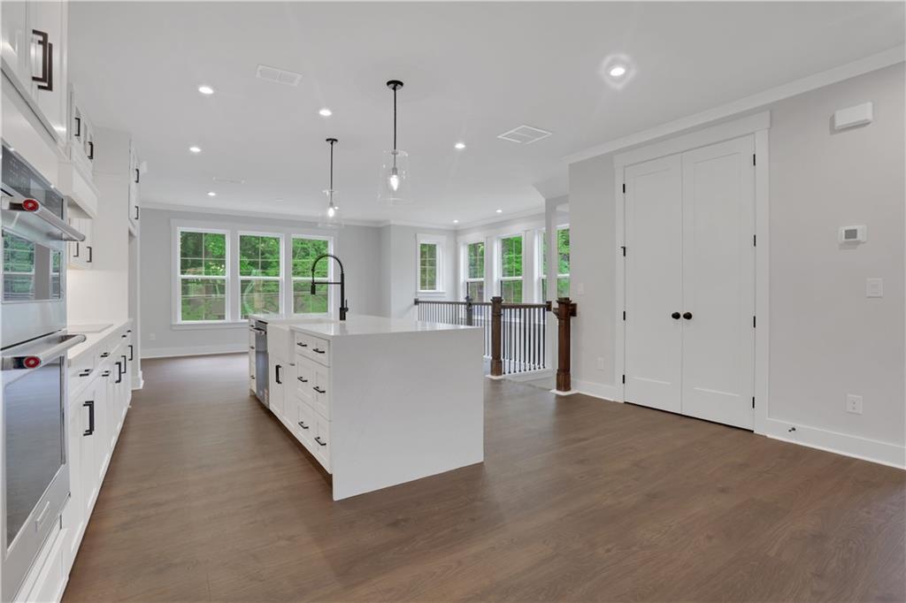 110 Bridgecrest Road Roswell, GA 30075 - Photo 14 of 64