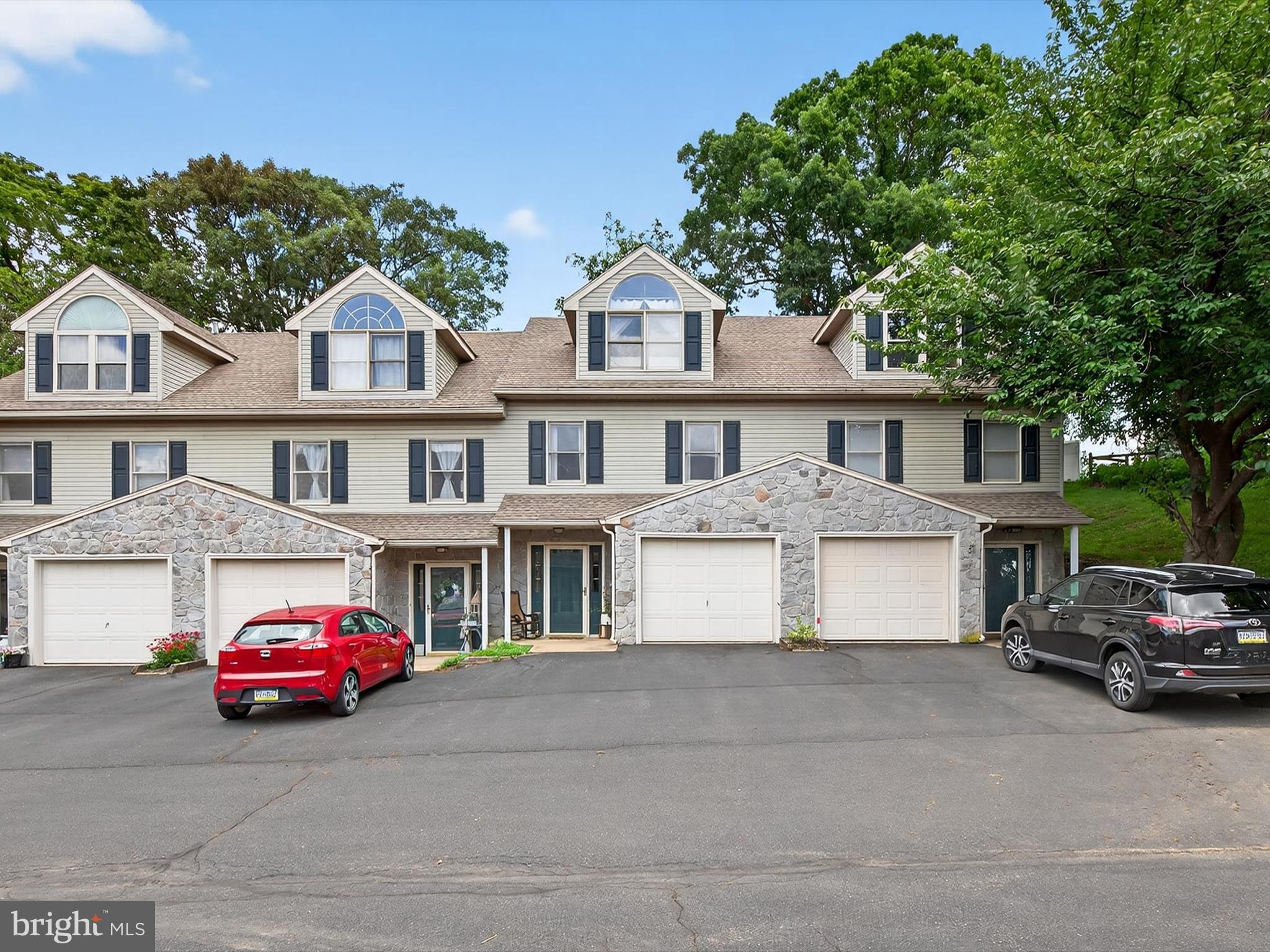 31 Laurel Ridge Leola, PA 17540 - Photo 3 of 26 Gallery Image 3