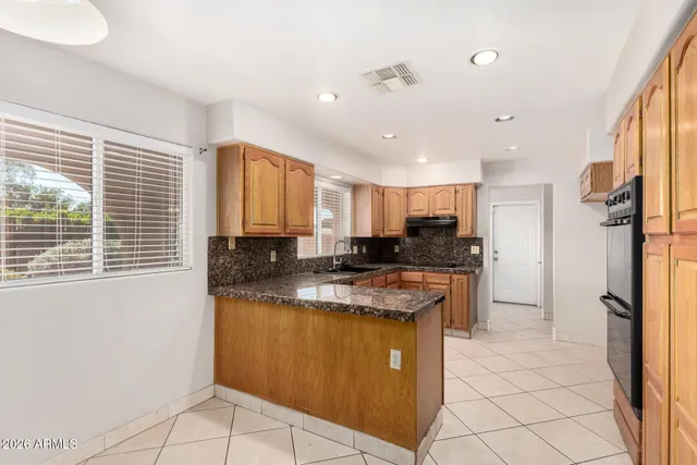 $3,500 | 8812 West Pinnacle Peak Road, Peoria, AZ 85383