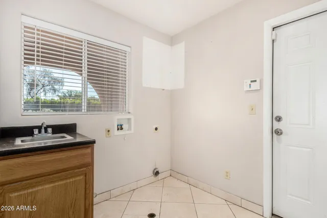 $3,500 | 8812 West Pinnacle Peak Road, Peoria, AZ 85383