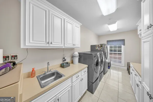 $989,900 | 235 Riggins Road, Moultrie, GA 31788