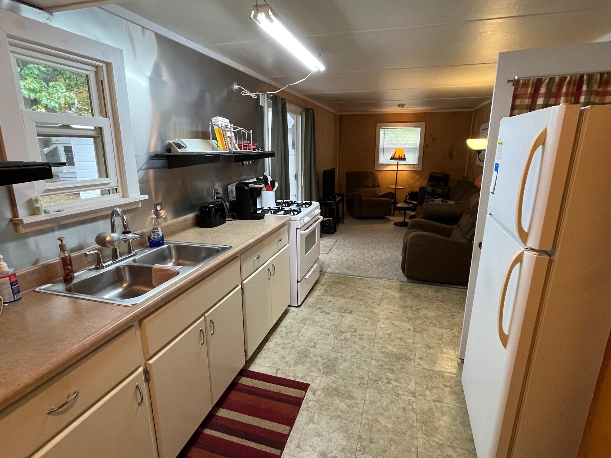 887 Ranch Road Indian River, MI 49749 - Photo 4 of 36 Gallery Image 4