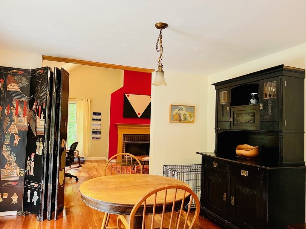 241 Old Farm Road Amherst, MA 01002 - Photo 11 of 39 Gallery Image 11
