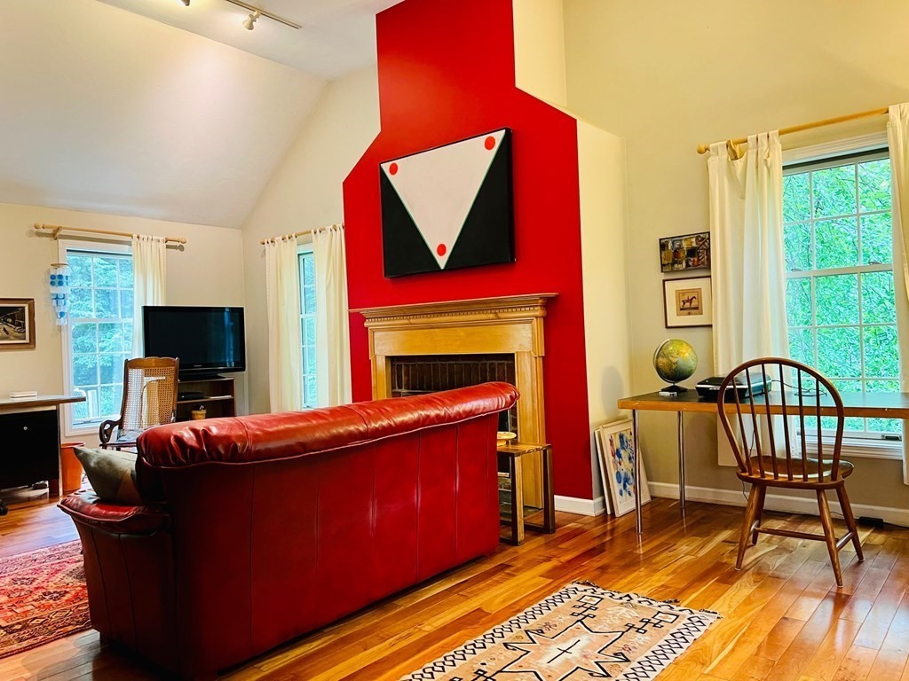 241 Old Farm Road Amherst, MA 01002 - Photo 17 of 39 Gallery Image 17