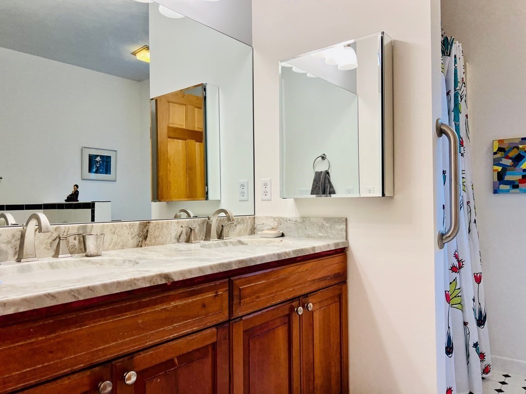 241 Old Farm Road Amherst, MA 01002 - Photo 33 of 39 Gallery Image 33