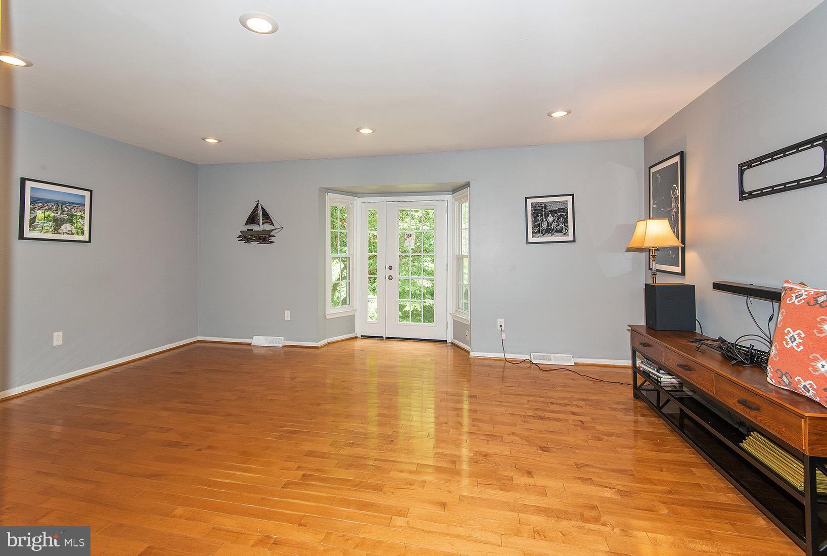 516 Andrew Hill Road Arnold, MD 21012 - Photo 12 of 33 Gallery Image 12