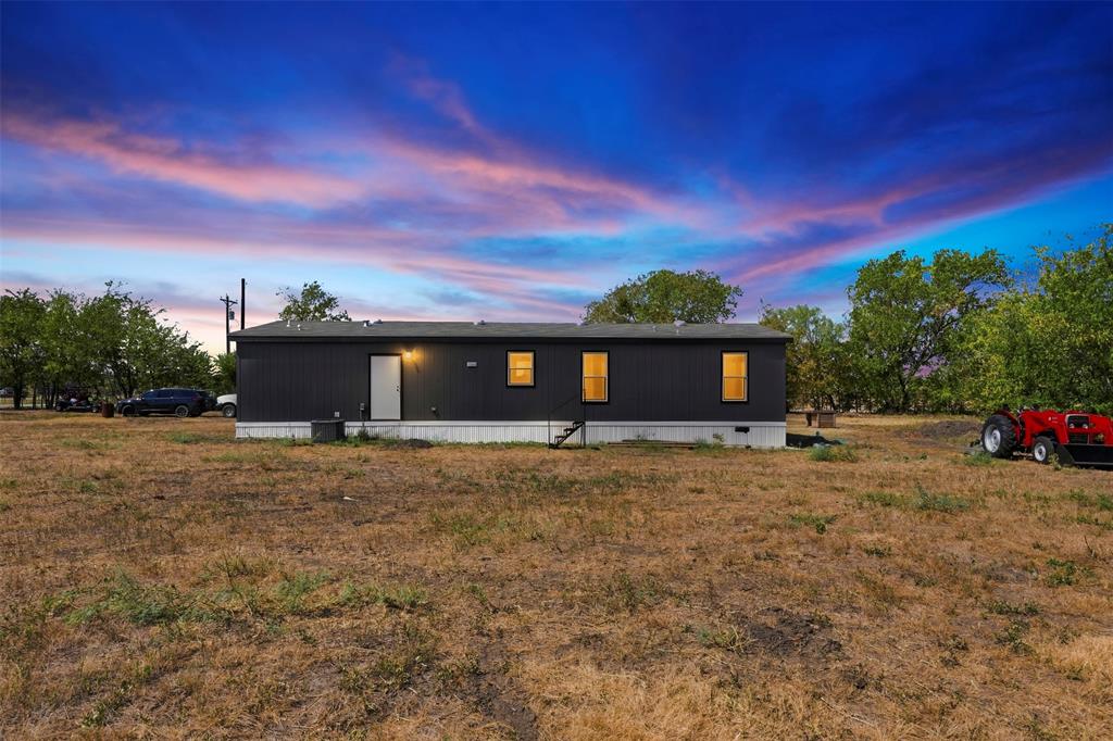 3208 Northeast County Road Powell, TX 75153 - Photo 22 of 29 Gallery Image 22