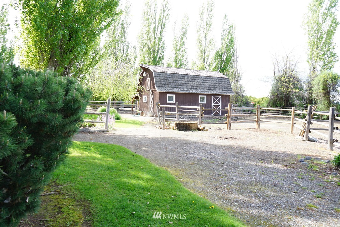 18011 West Baseline Road Quincy, WA 98848 - Photo 20 of 25 Gallery Image 20