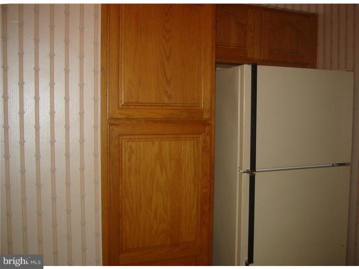 28 Hillside Road Mount Holly, NJ 08060 - Photo 4 of 11 Kitchen