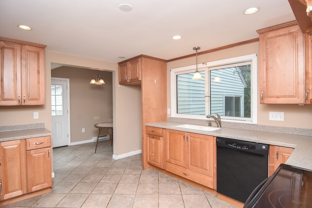 4 Orleans Road Norwood, MA 02062 - Photo 11 of 27 Gallery Image 11