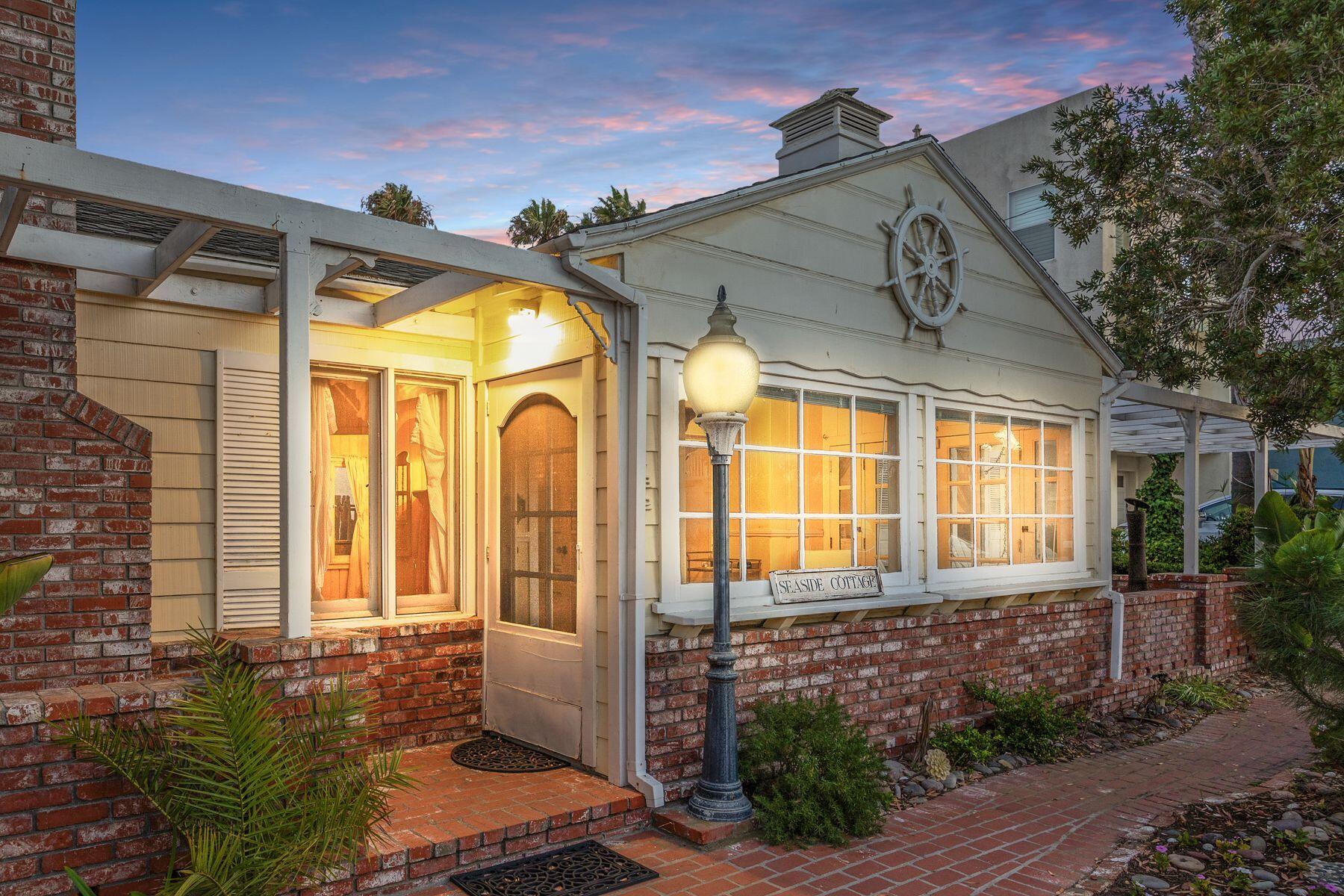 132 Santa Rosa Avenue Oxnard, CA 93035 - Photo 3 of 45 Exterior