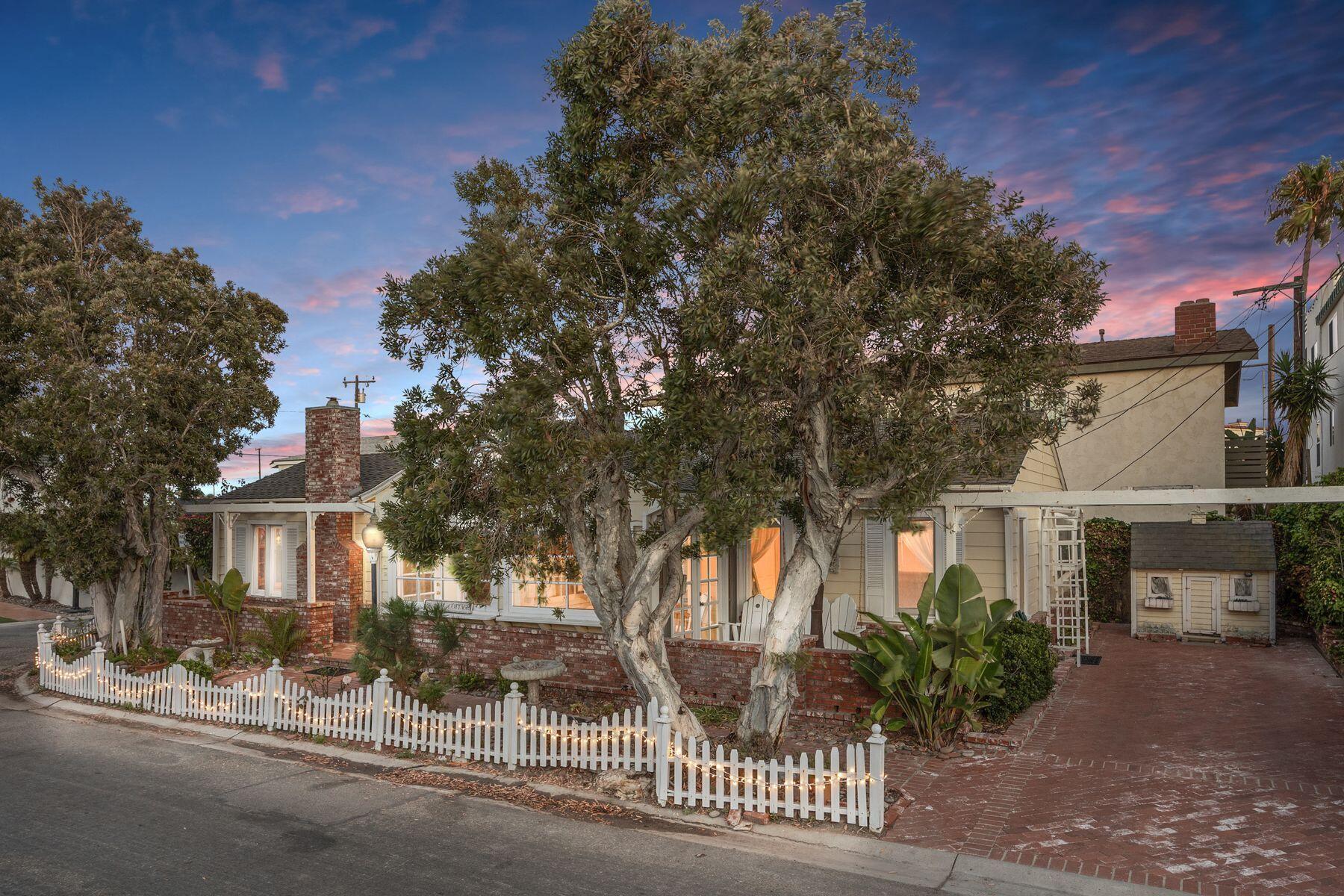 132 Santa Rosa Avenue Oxnard, CA 93035 - Photo 4 of 45 Exterior4