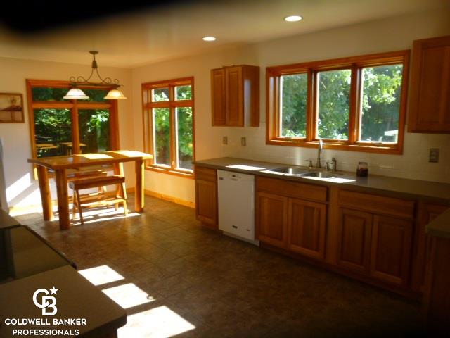 10033 O'connor Road Avoca, MI 48006 - Photo 18 of 46