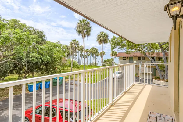$2,200 | 261 Cape Shores Circle, Unit 18F, Cape Canaveral, FL 32920