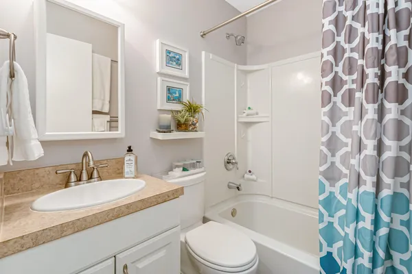 $2,200 | 261 Cape Shores Circle, Unit 18F, Cape Canaveral, FL 32920