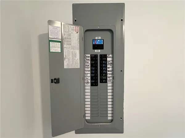 $139,900 | 120 Cottage Street, Unit A, Auburn, NY 13021