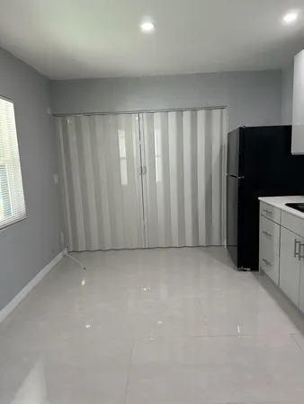 $1,400 | 4671 Sunset Lane, Unit 2, West Palm Beach, FL 33415