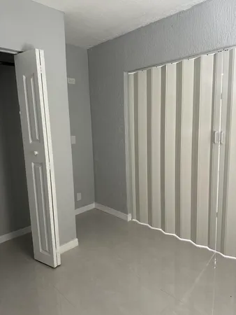 $1,400 | 4671 Sunset Lane, Unit 2, West Palm Beach, FL 33415