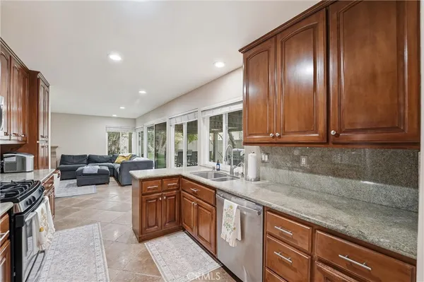 $1,250,000 | 1513 Glenn Circle, Placentia, CA 92870