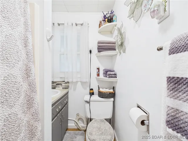 $415,000 | 15887 County Road 18, Quincy, MO 65735