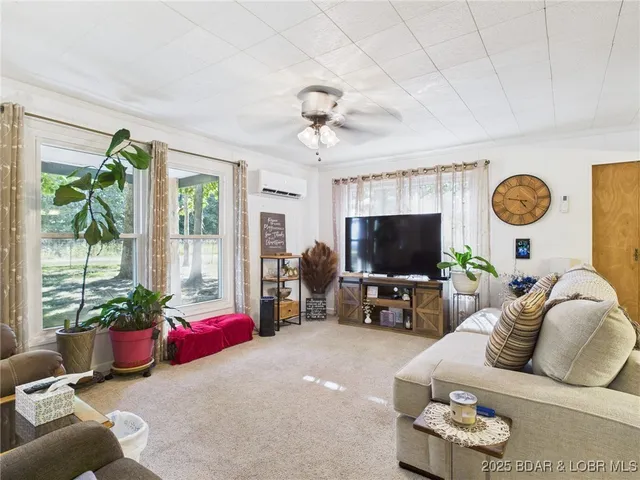 $415,000 | 15887 County Road 18, Quincy, MO 65735