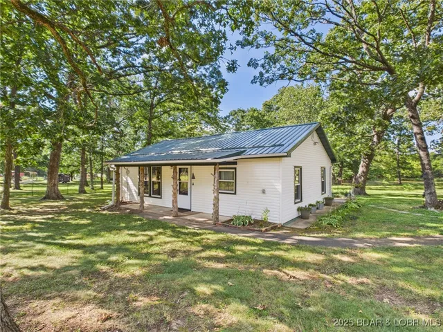 $415,000 | 15887 County Road 18, Quincy, MO 65735
