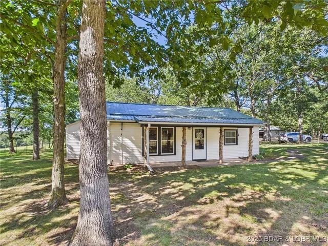 $415,000 | 15887 County Road 18, Quincy, MO 65735